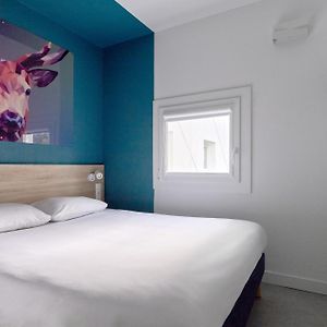 Standard Room 1 Double Bed Wifi Air-Co Shower